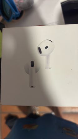 AirPods 4
