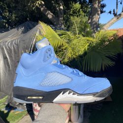 Jordan 5 UNC
