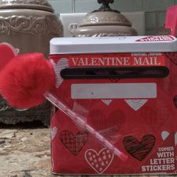 Valentines Gift Mailbox