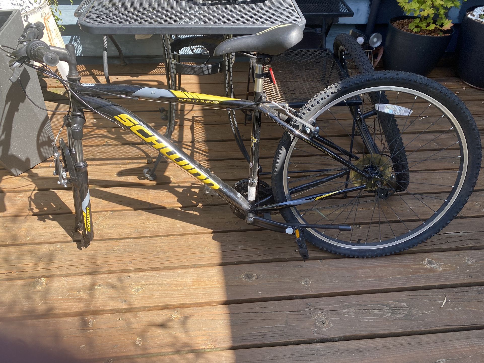 Schwinn High Timber Adult Mountain Bike
