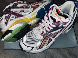 Balenciaga runners, White/Multi-Color Size 11 – Brand New