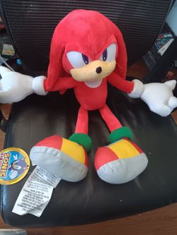 Knuckles plush