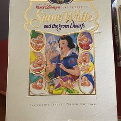 Snow White Lovers Must Look