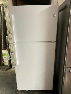 White Top Mount Refrigerator