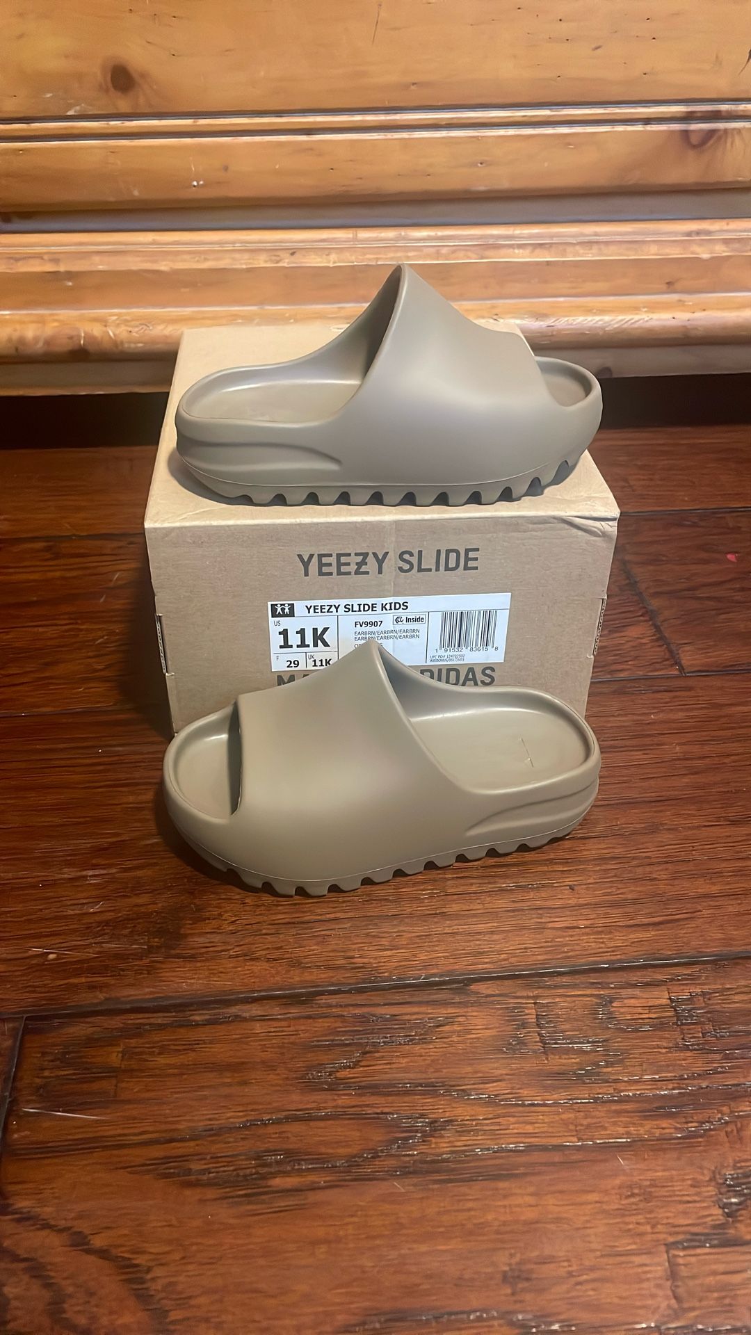 Yeezy Slide Earth Brown 11K
