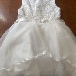 White Dress Size 6