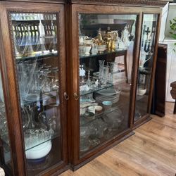 Walnut Upper China Clóset Without Base 