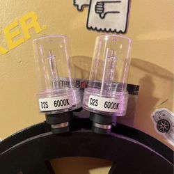 D2S D2R HID Bulbs, 400% Brightness, 35W Xenon Headlight Bulbs, 6000K Diamond White HID Lights, Metal Snap Ring and Base, 5 Minutes Installation, Pack 