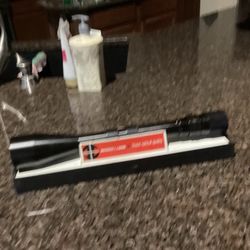 BAUSCH  and LOMB 2.5 to 8 POWER RIFLE SCOPE 