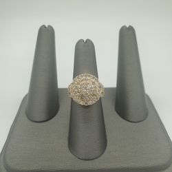 14kt Yellow Gold Diamond Ring