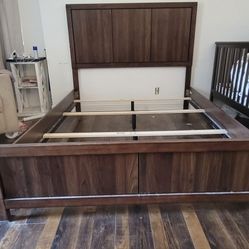 Wooden Queen Bedframe