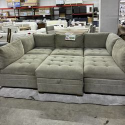 Thomasville Tisdale Boucle Modular Sectional with Storage Ottoman