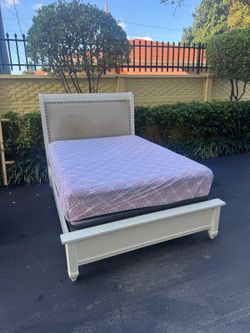 Cama Full Con Su Colchón Incluido. Hacemos Delivery 