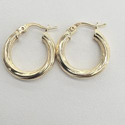 10kt Real Gold Hoop Earring