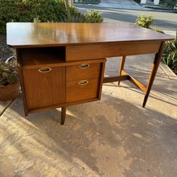Vintage Walnut Mid Century Modern Hooker Floating Desk