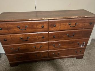 3 Dressers