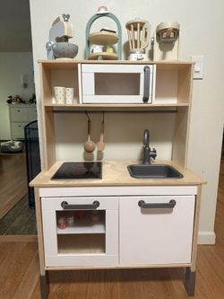 Ikea Play Kitchen And Wooden Food