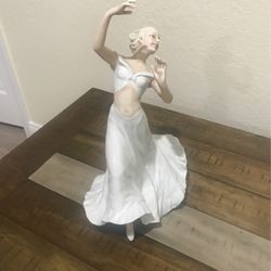 Porcelain Antique