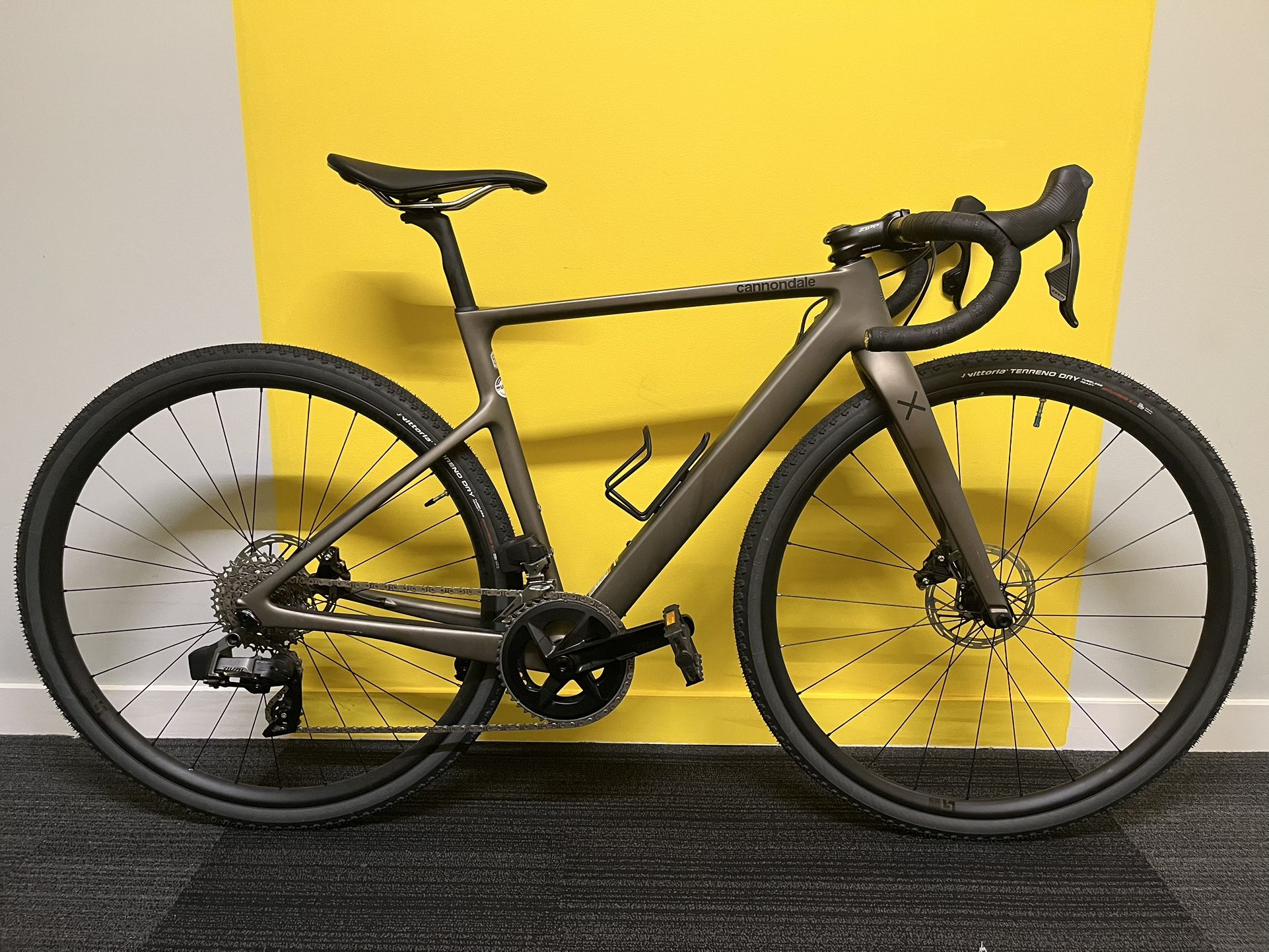 Cannondale Supersix Evo SE -51- Electronic Shifting / Carbon Wheels