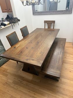 Dining room set