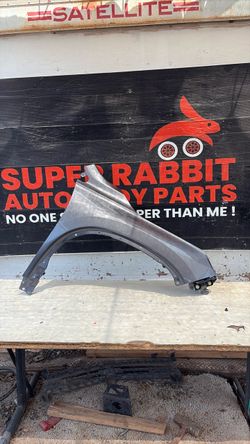 2023 Pilot Fender Passenger OEM 2027