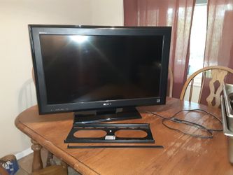 Sony Bravia Kdl-32l5000 With Wall Mount And Safety Bar With free Bunny Ear Antenna