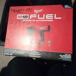 Milwaukee 16 Guage Brand Nailer