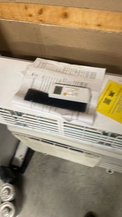 Mini split heat pump system