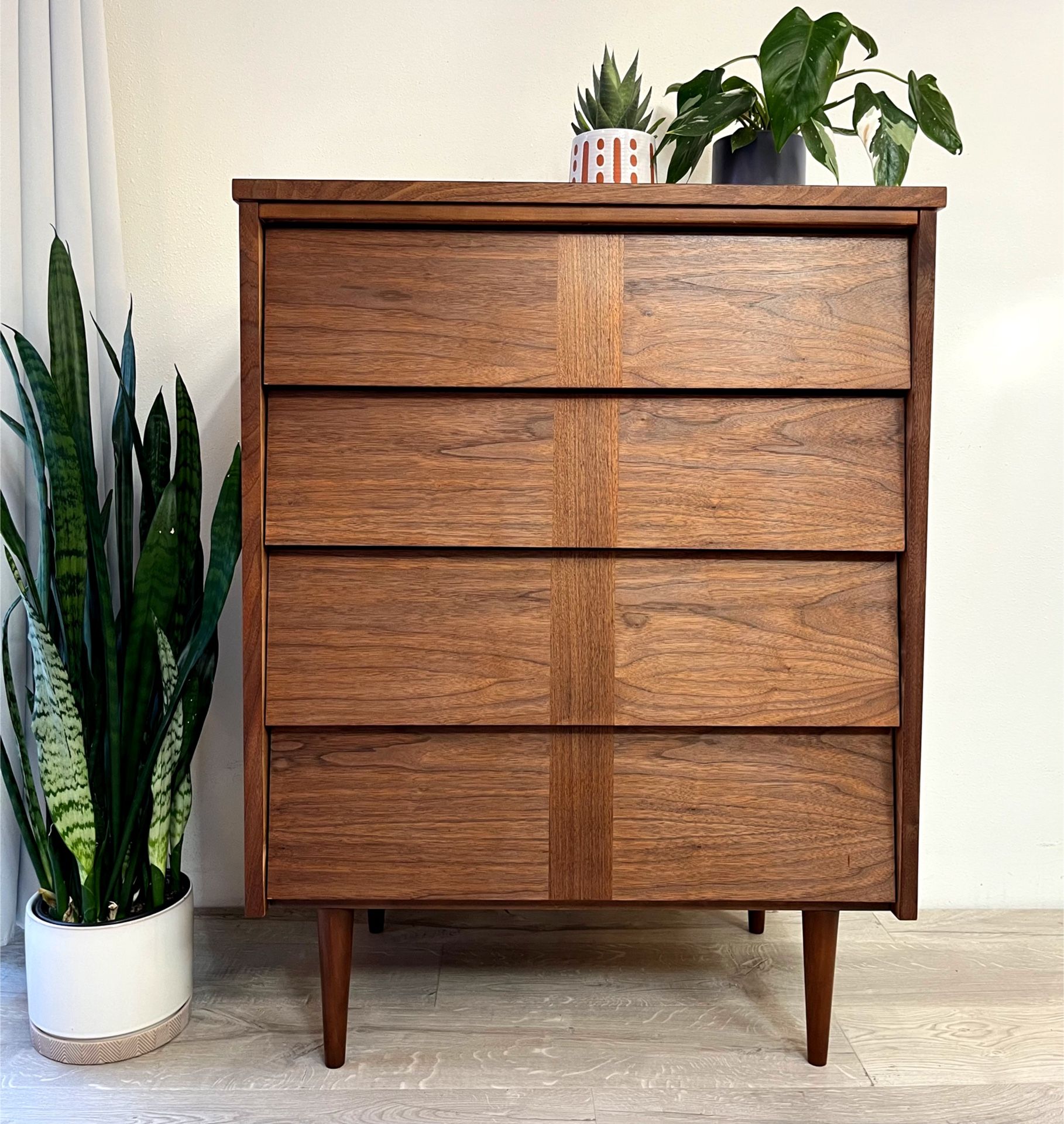 Mid Century Modern Dresser By Ward Furniture Co.