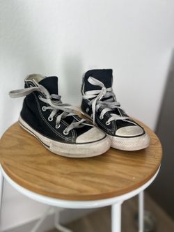 Converse Chuck Taylor All Star High Tops – Black Youth Size 1 