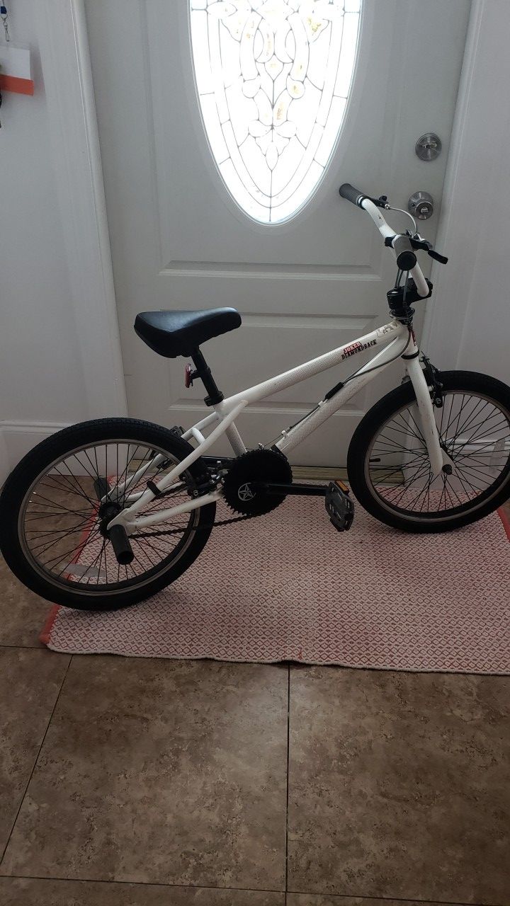 DIAMONDBACK JOKER WHITE BMX