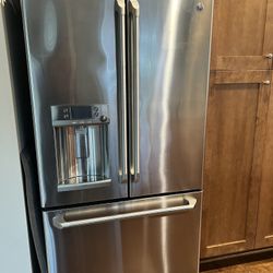 GE Stainless Steel French Door Refrigerator – 28 cu. ft.