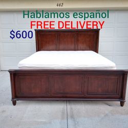 King Size Bed 🚛 FREE DELIVERY 🚛 