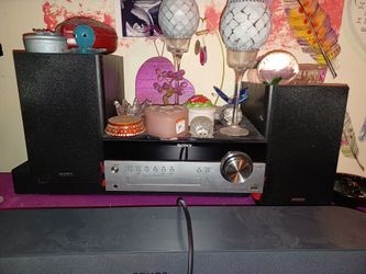 Sony Stereo With 2 Speakers