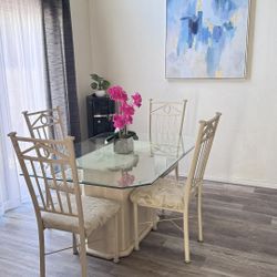5 Piece Glass top Dining Room Table