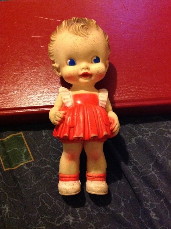 Vintage 1950s sun rubber co squeak toy doll