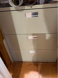 3 drawer lateral file  adjustable legal /letter
