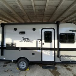 2022 Jay Flight SLX 174bh