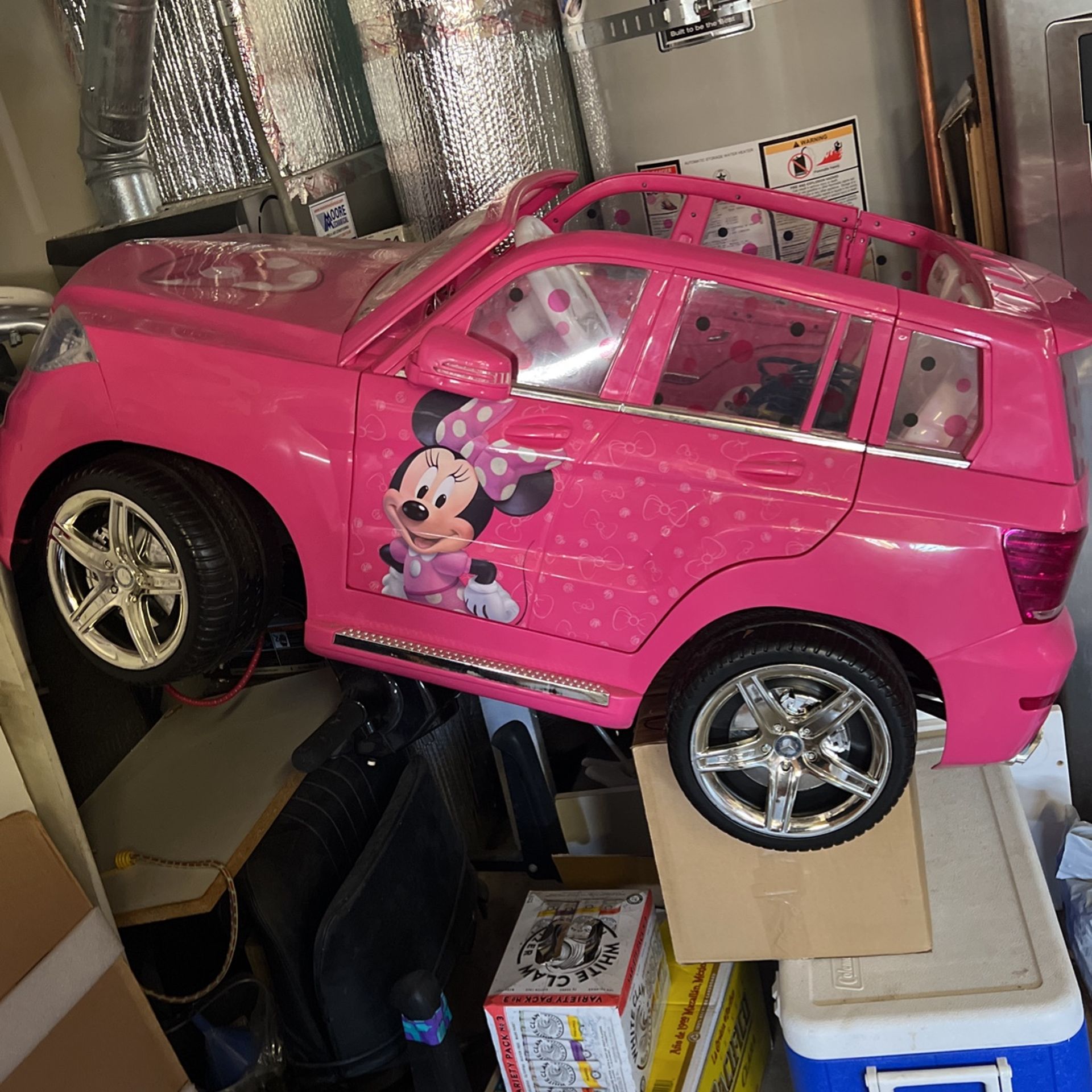 Minnie Mouse Kids Car