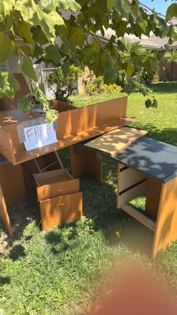 Corner office desk