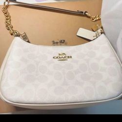 White Coach Shoulder Bag 