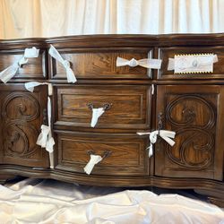 🔥 STEVE SILVER 2-PC CHINA CABINET & BUFFET – BRAND NEW! 🔥