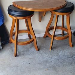 2 Bar Stools With Table