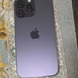 Iphone 14 pro max 256GB Unlocked in exellent condition.  Desbloqueado/liberado. El Precio Es Firme.