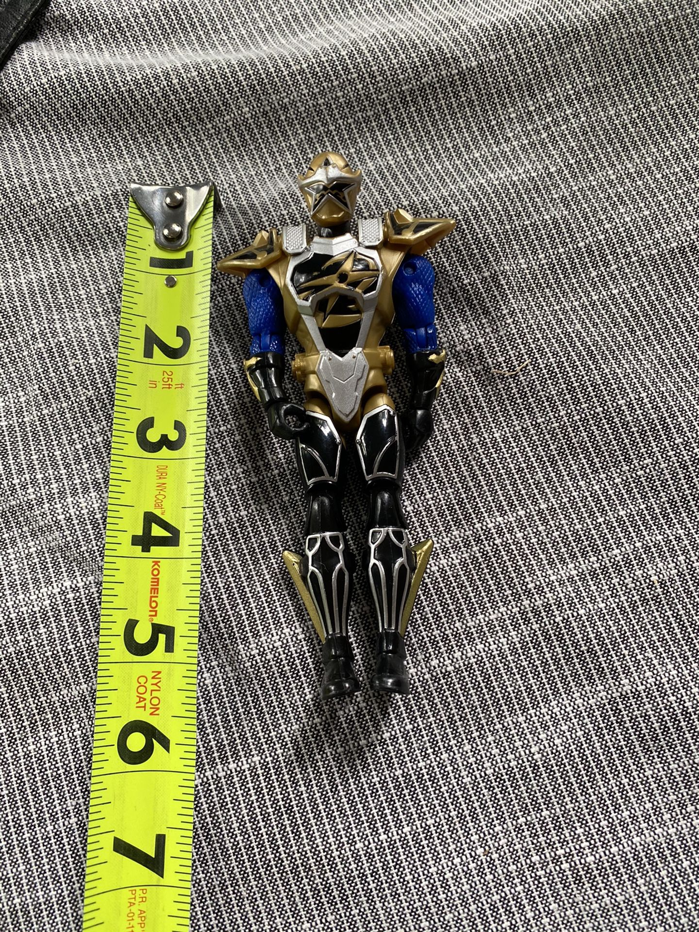 Gold Ninja Steel Power Ranger