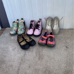 Toddler Girl Shoes Sz. 8-9. C