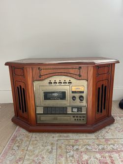 RECORD / CASSETTE/ CD PLAYER WITH RADIO