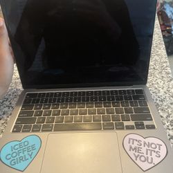 MacBook 22