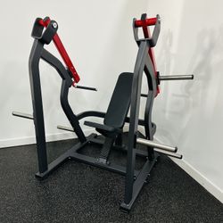 Plate Loaded Iso-Lateral Shoulder Press - Gym Equipment - Workout