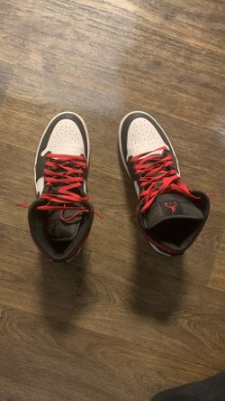 Air Jordan 1 Mid Red/White/Black 11.5 Men’s